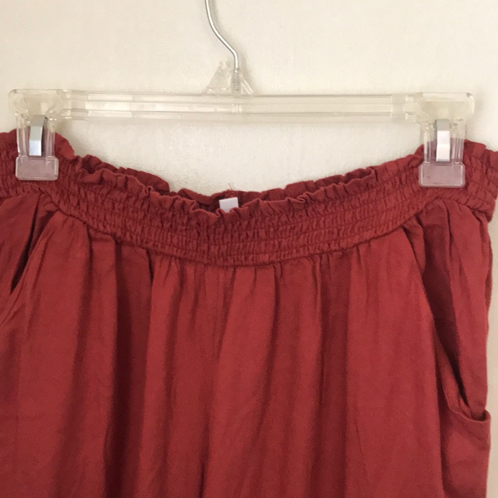 Burnt orange pants with elastic waist band - Picture 2 of 2